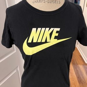 Neon yellow/Black Nike tee